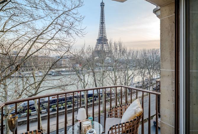 Par081 - Luxury one bedroom apartment in Paris