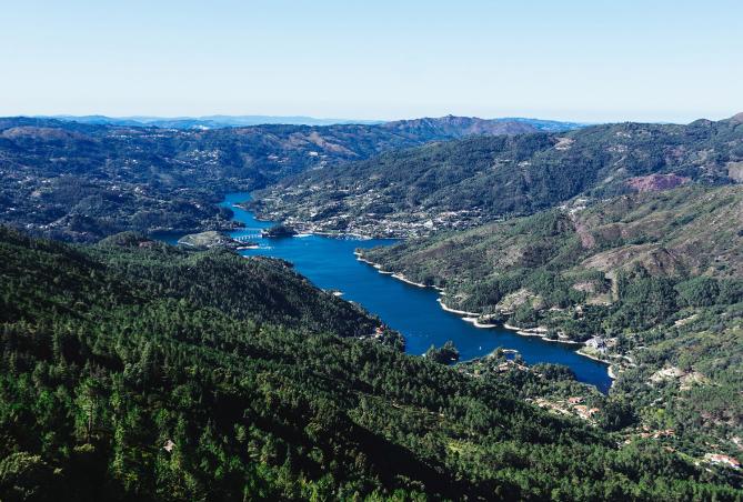 Sobre el Valle del Duero