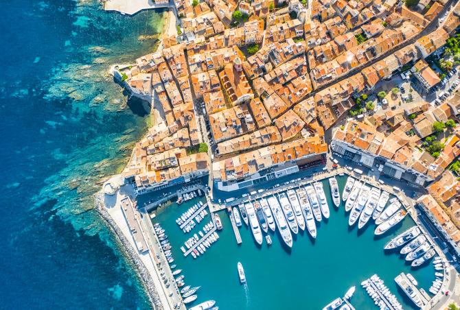 Sobre la Riviera Francesa