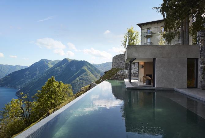 Luxury houses in Italy