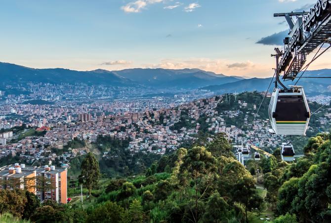 Comprar e alugar propriedade de luxo em Medellín