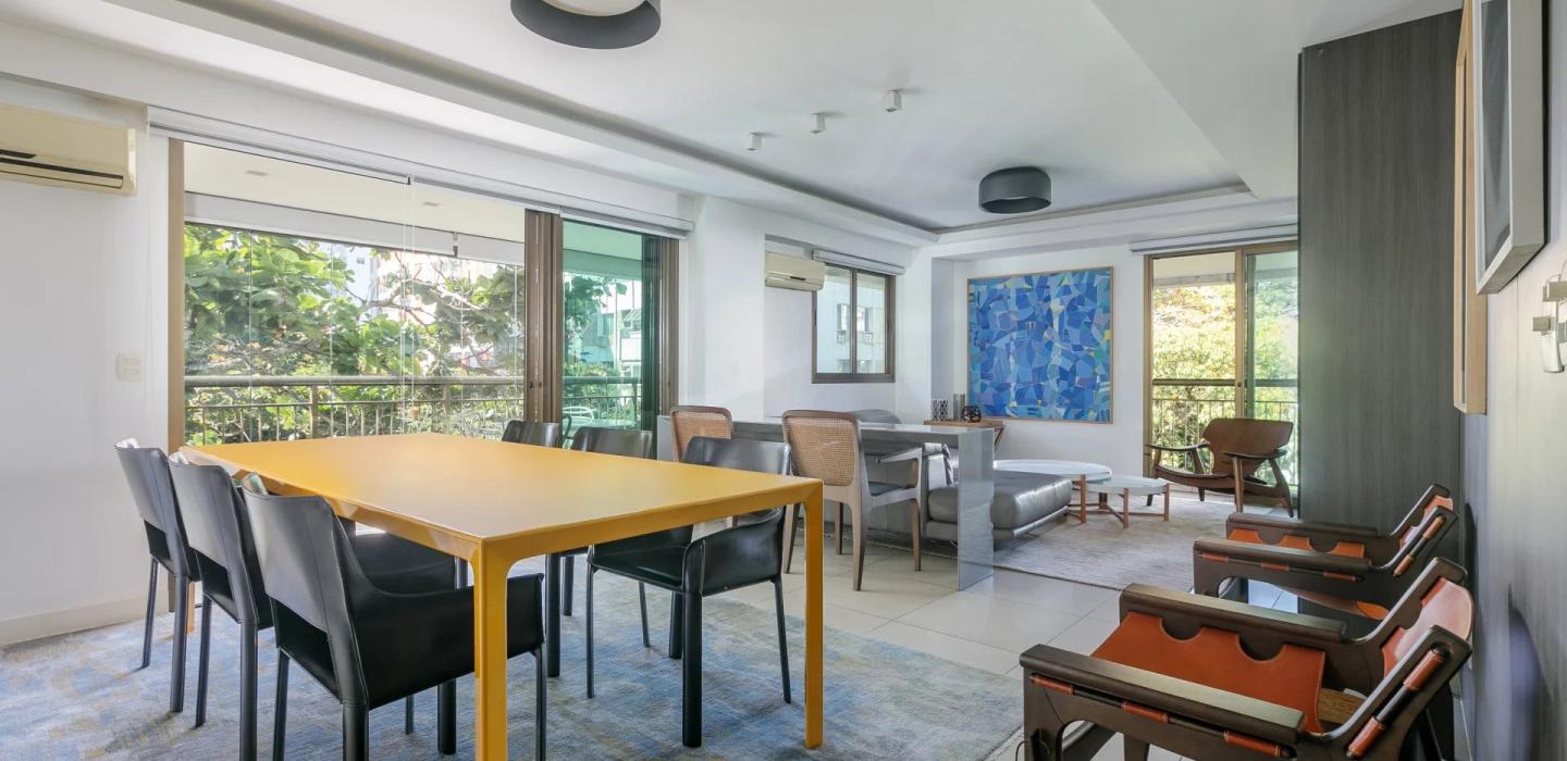Rio281 – Duplex Apartment for Sale in Leblon