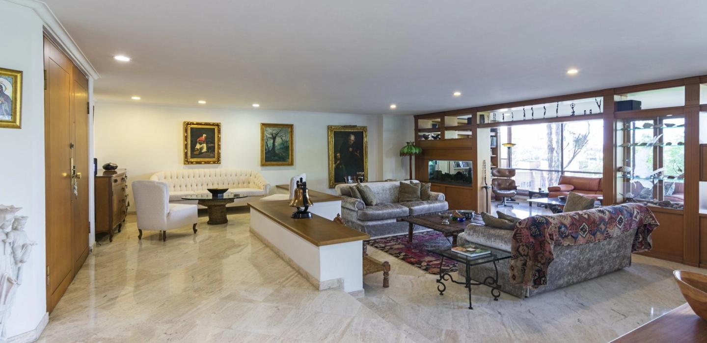 Med072 - Apartment in Medellin