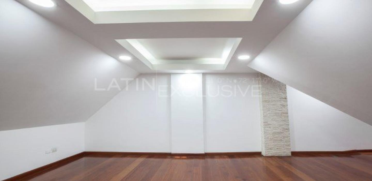 Bog138 - Casa comercial à venda em Teusaquillo Bogotá