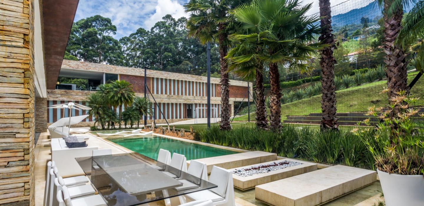 Med004 - Luxurious Villa with Swimming Pool in Envigado