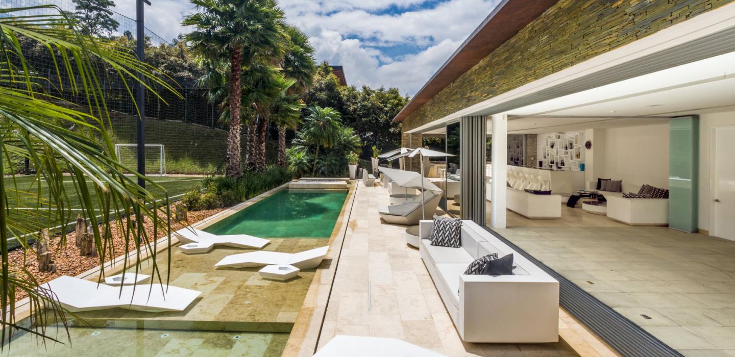 Med004 - Villa de Célébrité  avec Piscine à Envigado