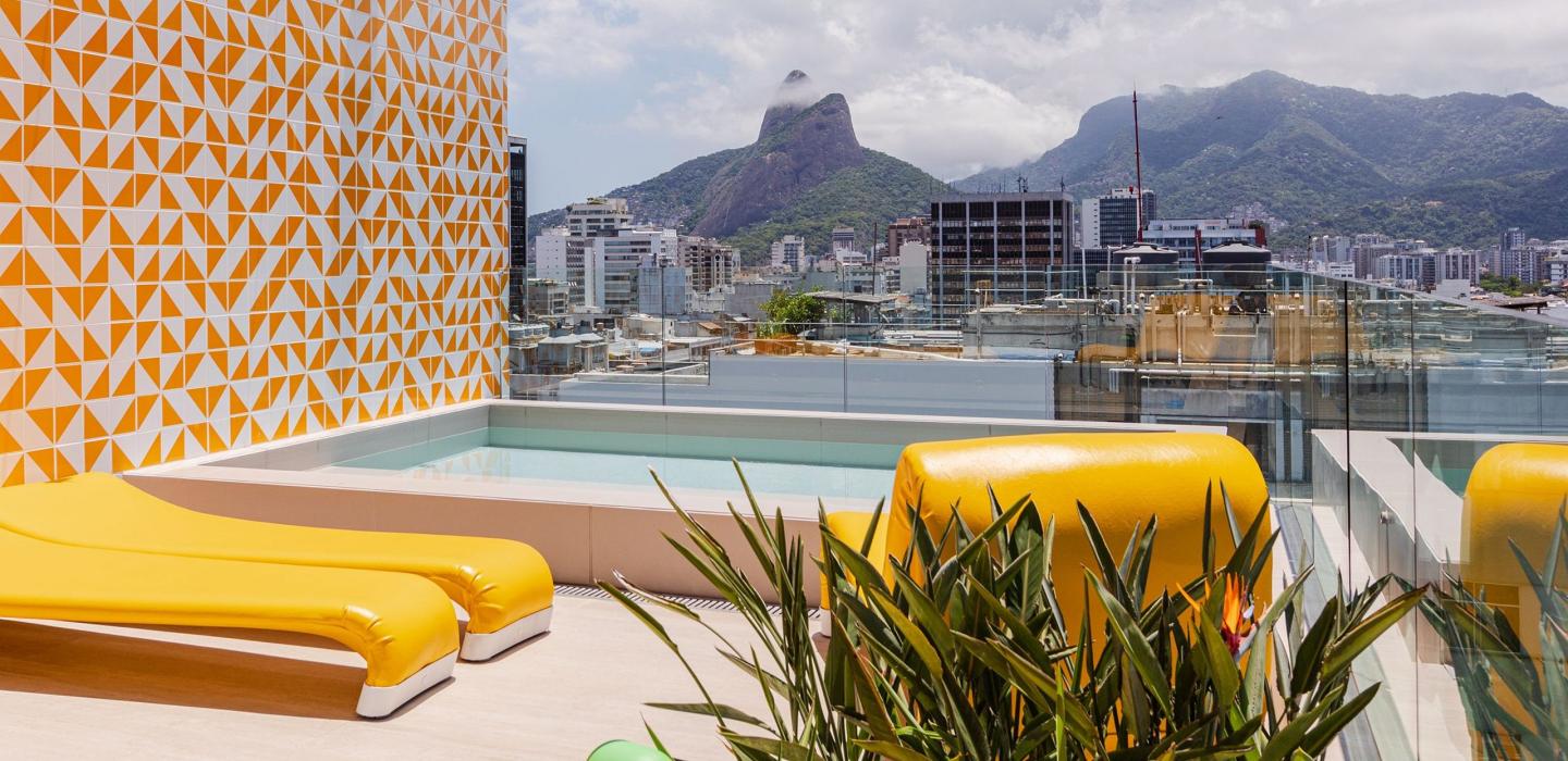 Rio022 - Luxurious penthouse with pool and views in Ipanema