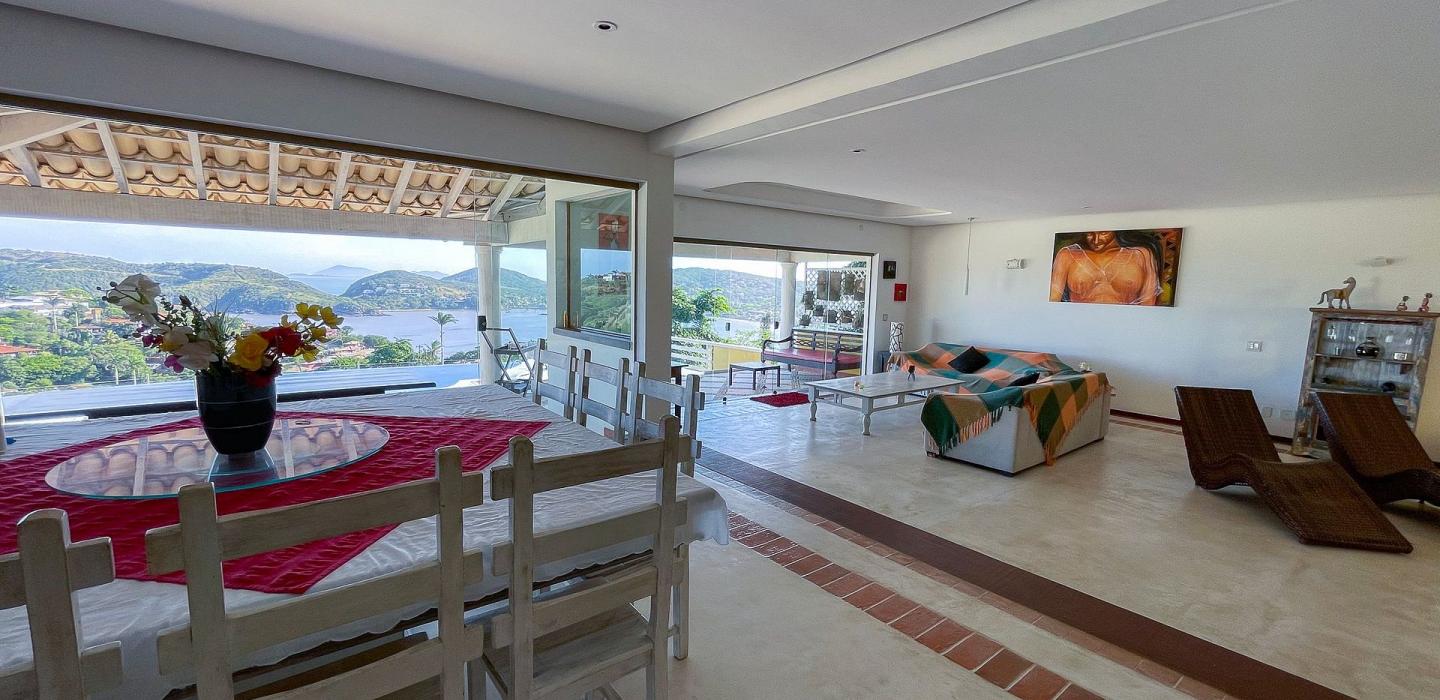 Buz012 - Beautiful 4 bedrooms villa with pool in Búzios
