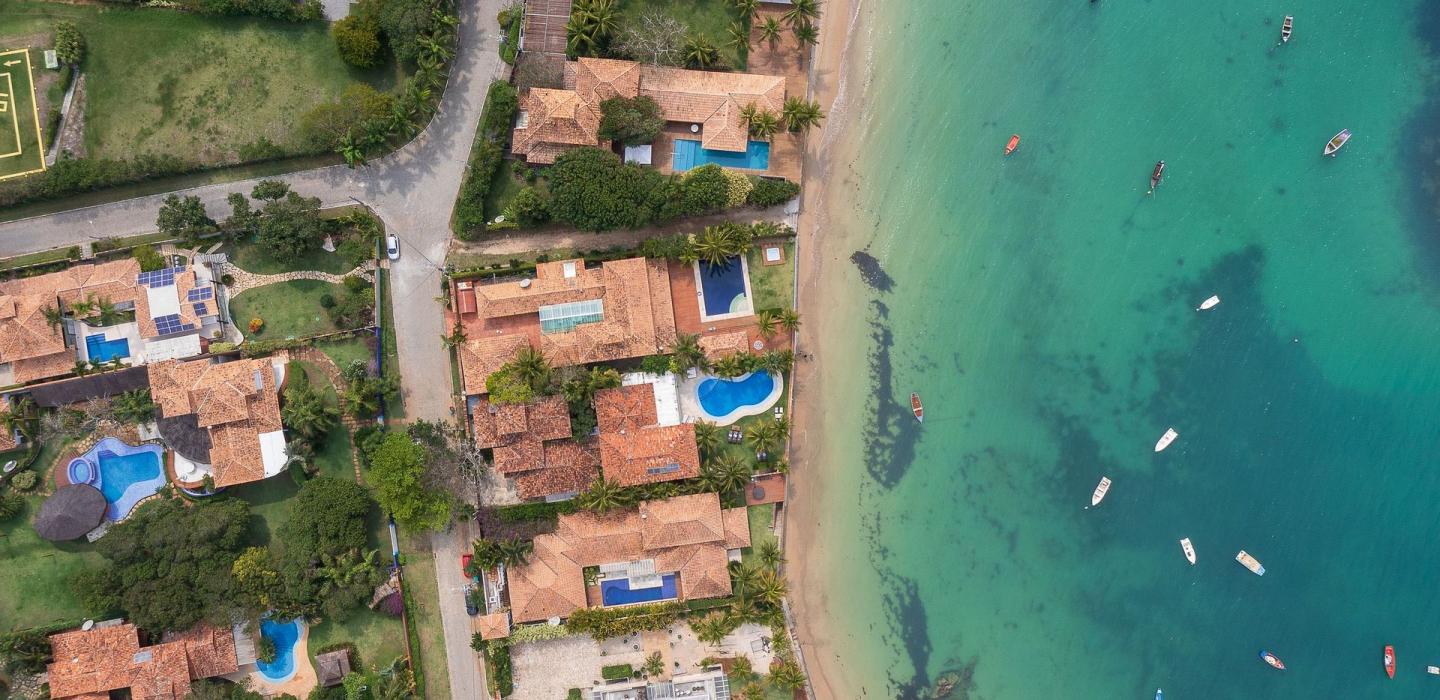 Buz008 - Villa de luxe avec piscine sur le front de mer à Buzios