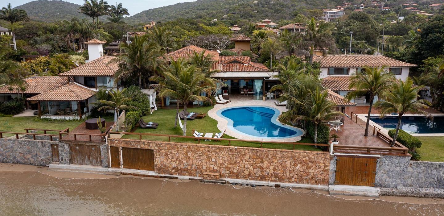 Buz008 - Villa de luxe avec piscine sur le front de mer à Buzios