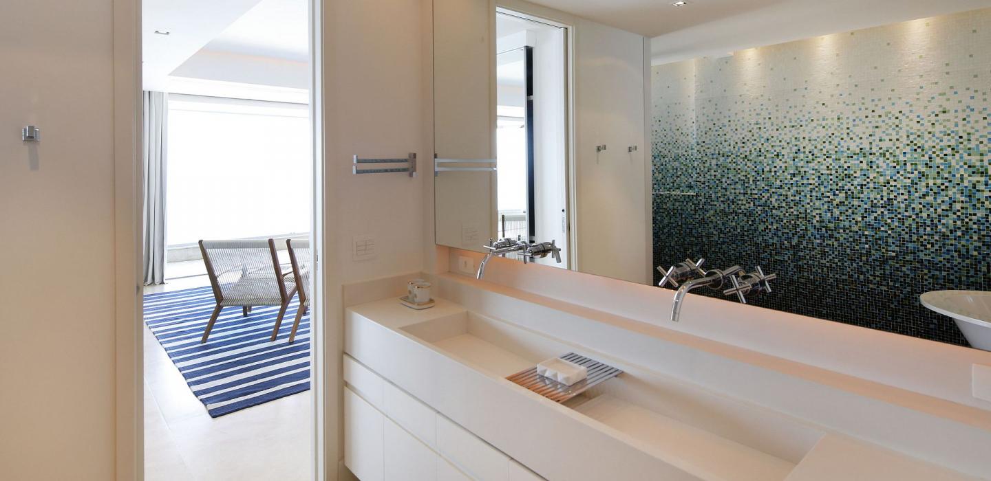Rio038 - Luxurious sea front apartment in Copacabana
