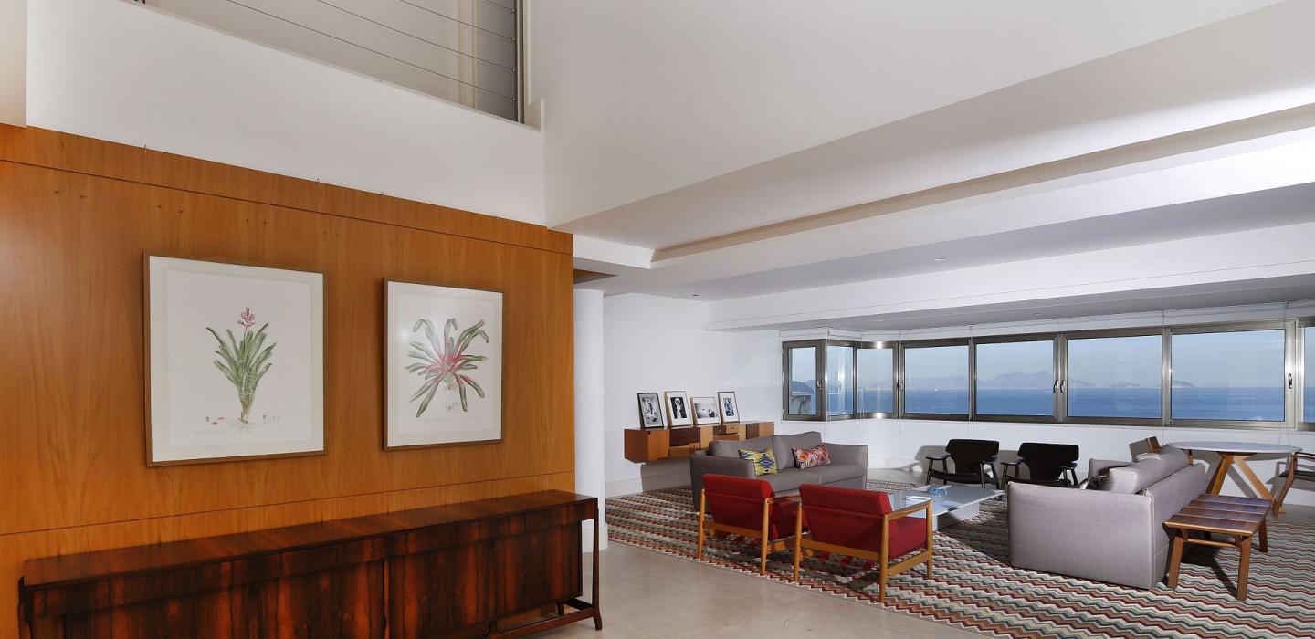 Rio038 - Luxurious sea front apartment in Copacabana
