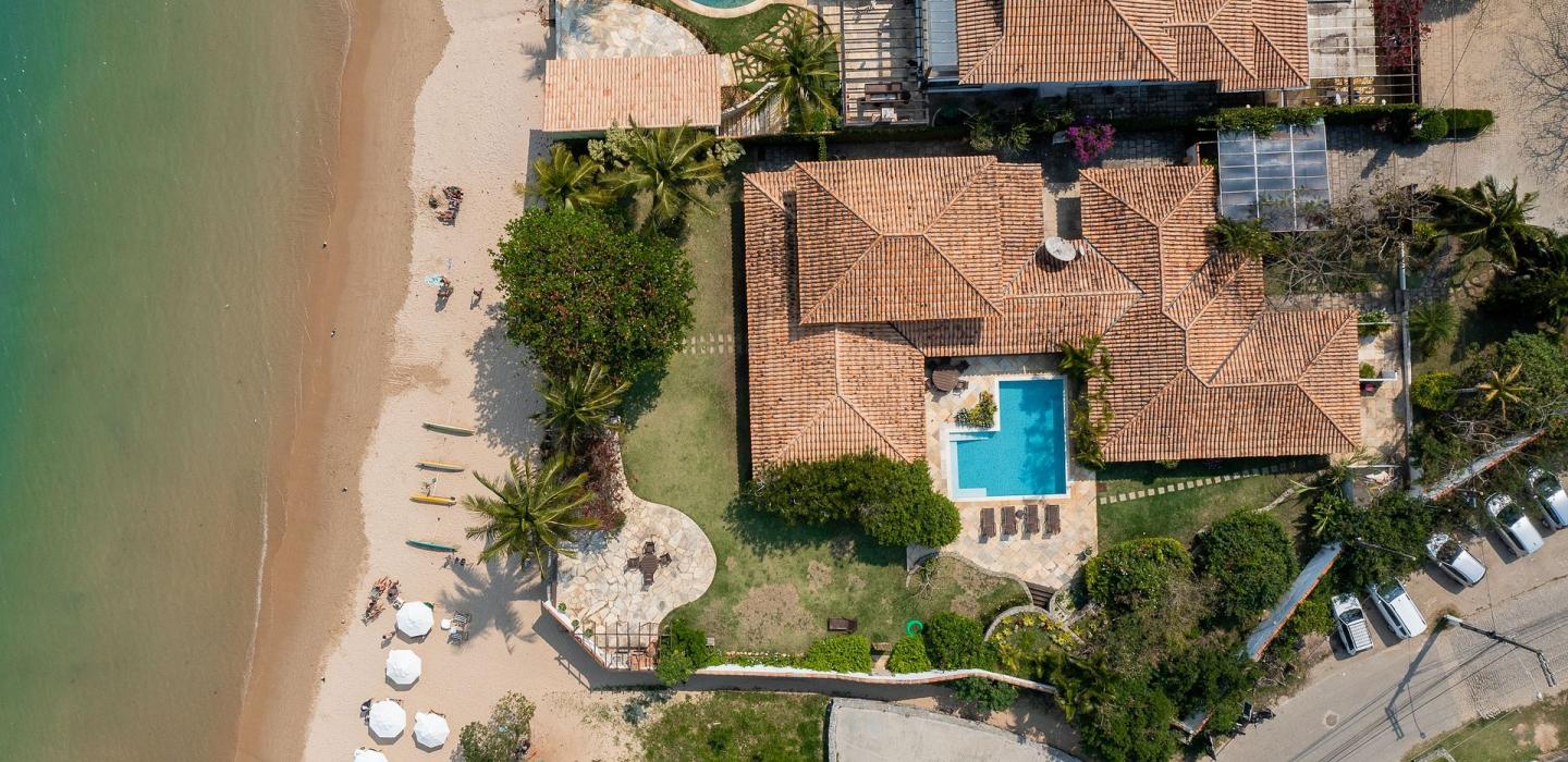 Buz029 - Prestigious house in front of the sea in Búzios