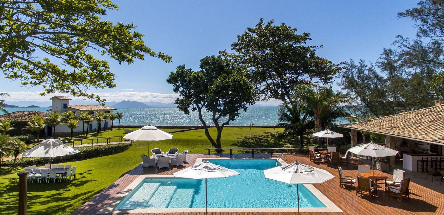 Buz019 - Villa de luxe avec piscine à Buzios