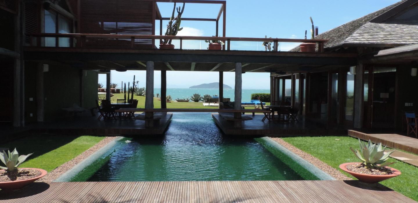 Buz026 - Villa de luxe sur le front de mer à Buzios
