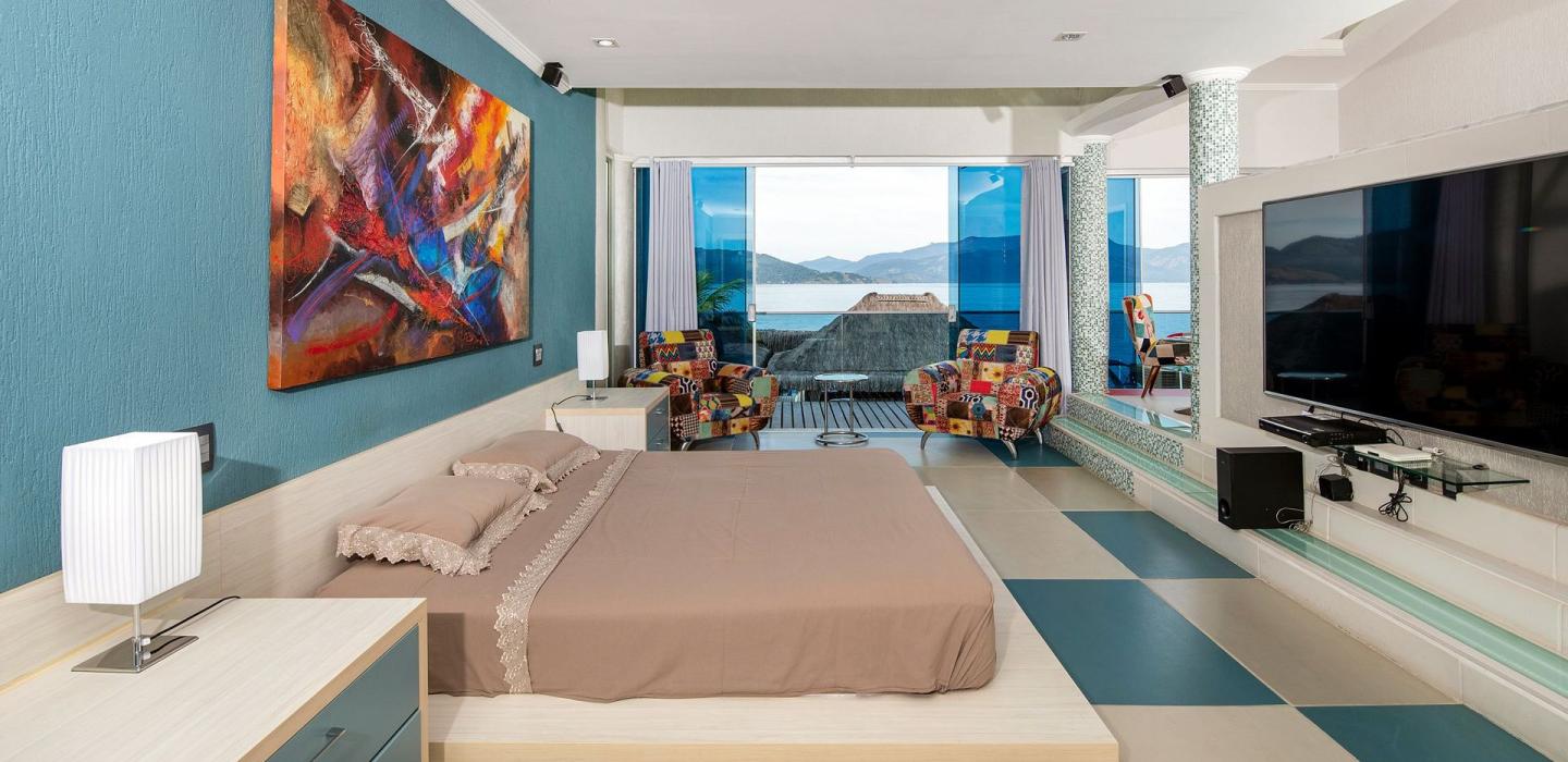 Ang015 - Villa de 16 quartos e piscina em Angra dos Reis