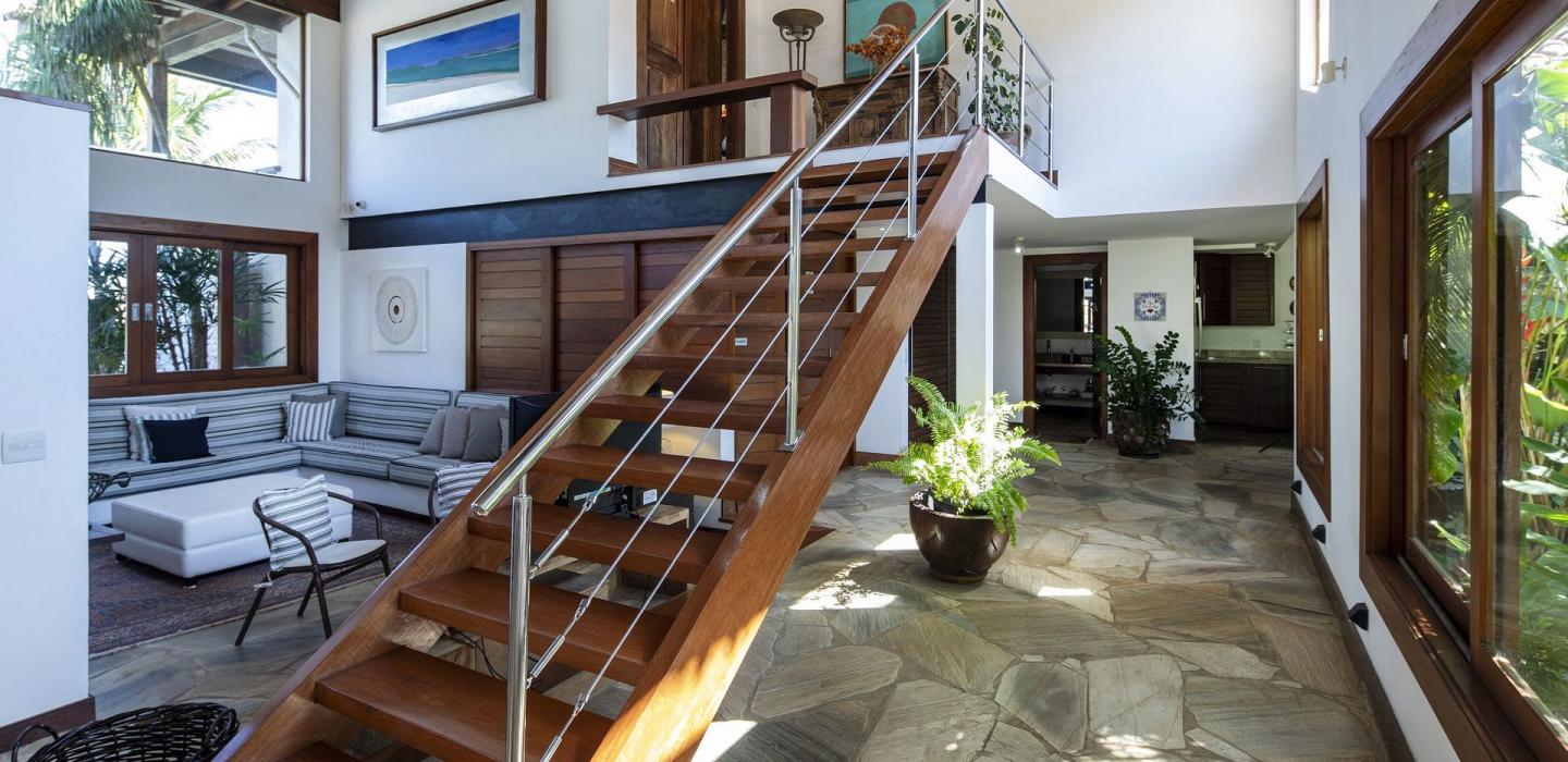 Buz032 - Luxury mansion in front of the sea in Búzios