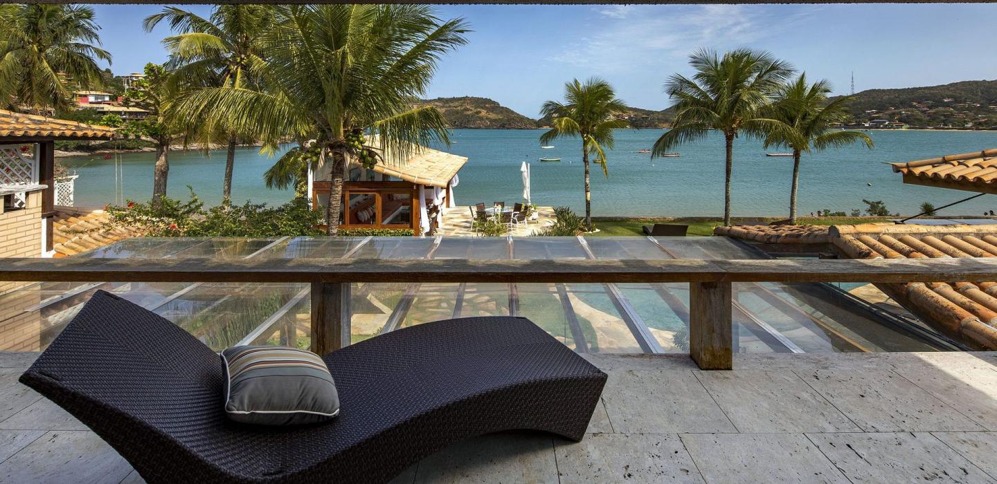 Buz032 - Luxury mansion in front of the sea in Búzios