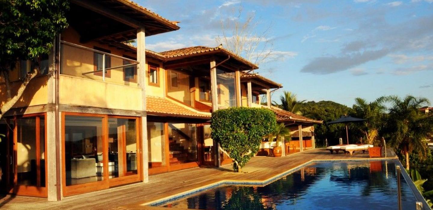 Buz034 - Casa de luxo com 4 suítes, piscina e vista mar