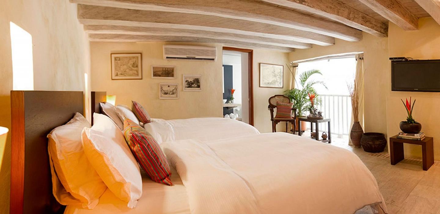 Car003 - Classic 14 bedroom villa in Cartagena