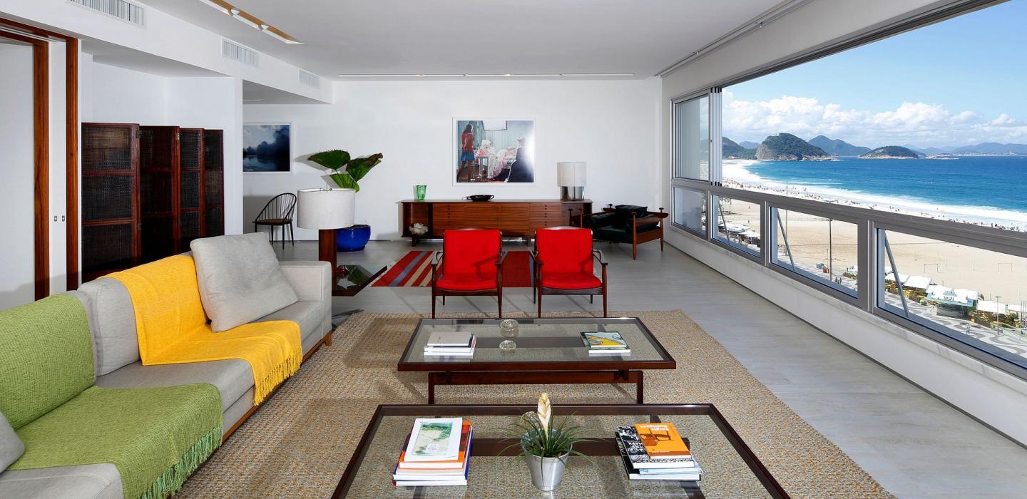 Rio145 - Apartamento lindo em frente à praia de Copacabana