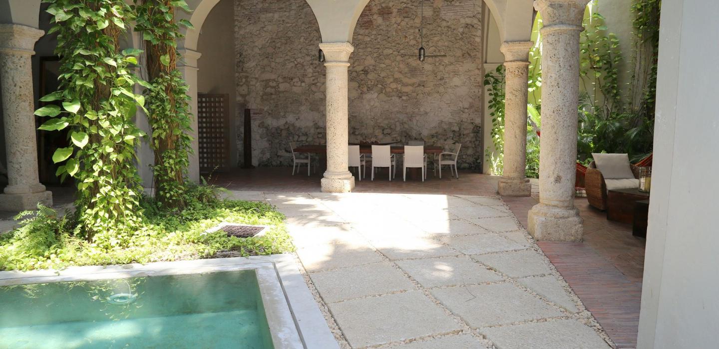 Car008 - Luxury classic style villa in Cartagena