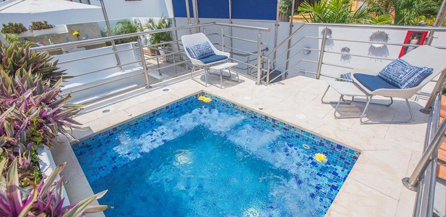 Car036 - Hermosa villa de lujo con piscina en Cartagena