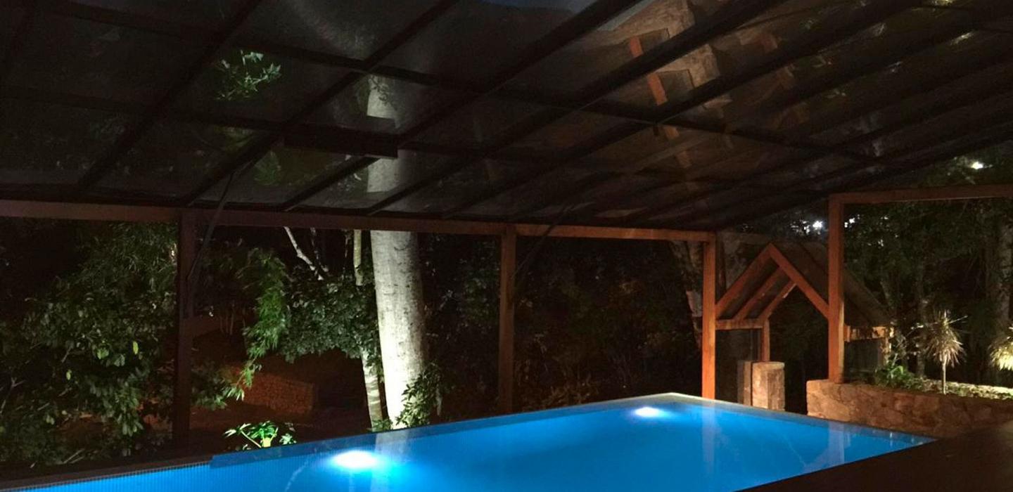 Flo020 - Linda casa victoriana con piscina en Florianópolis