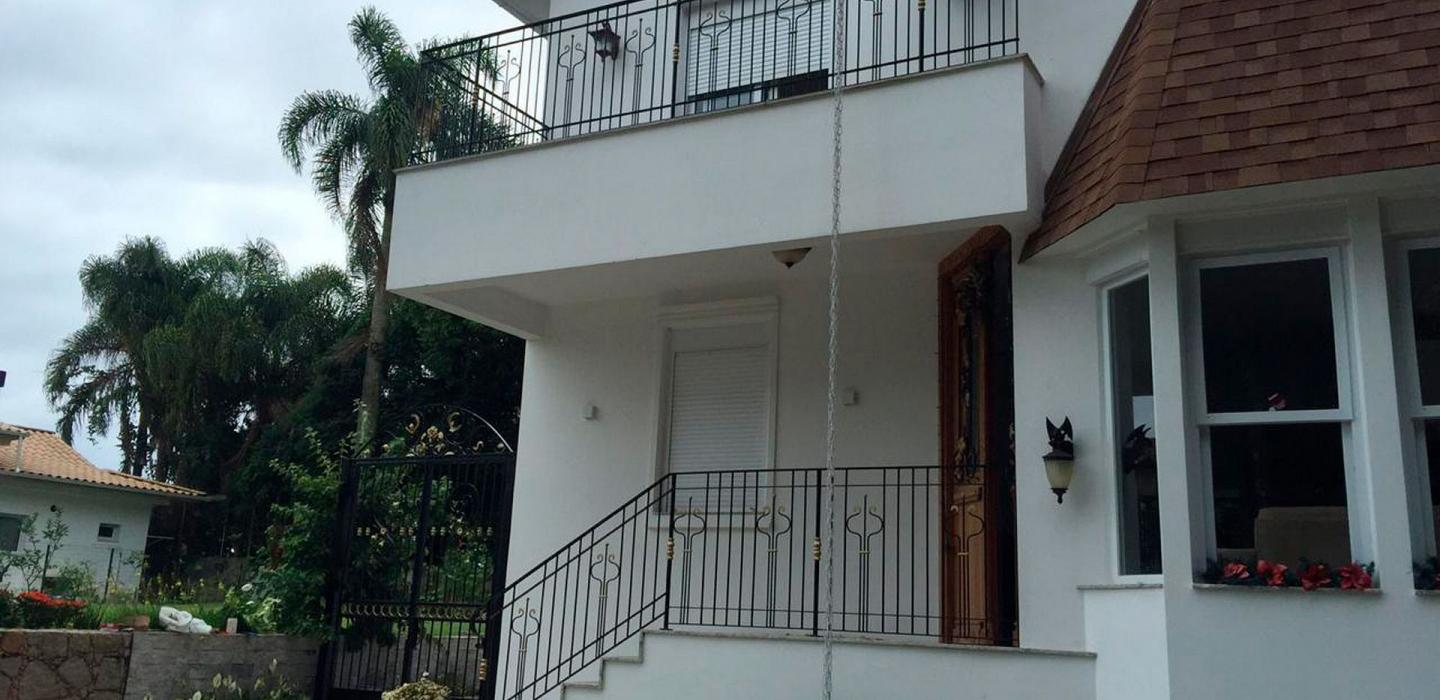 Flo020 - Belle maison avec piscine à Florianópolis