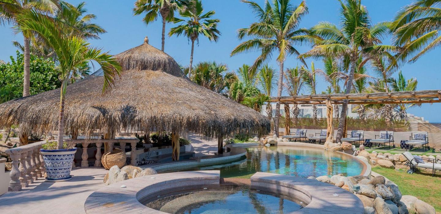 Cab012 - Beautiful villa with 7 suites in Los Cabos