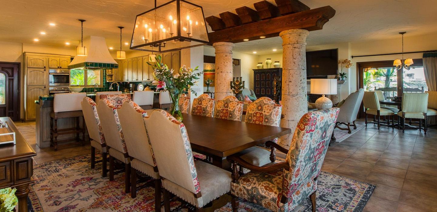 Cab012 - Beautiful villa with 7 suites in Los Cabos