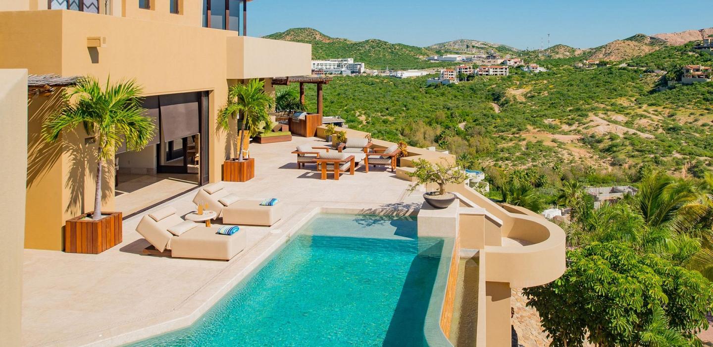 Cab017 - Hermosa villa triplex con piscina en Los Cabos