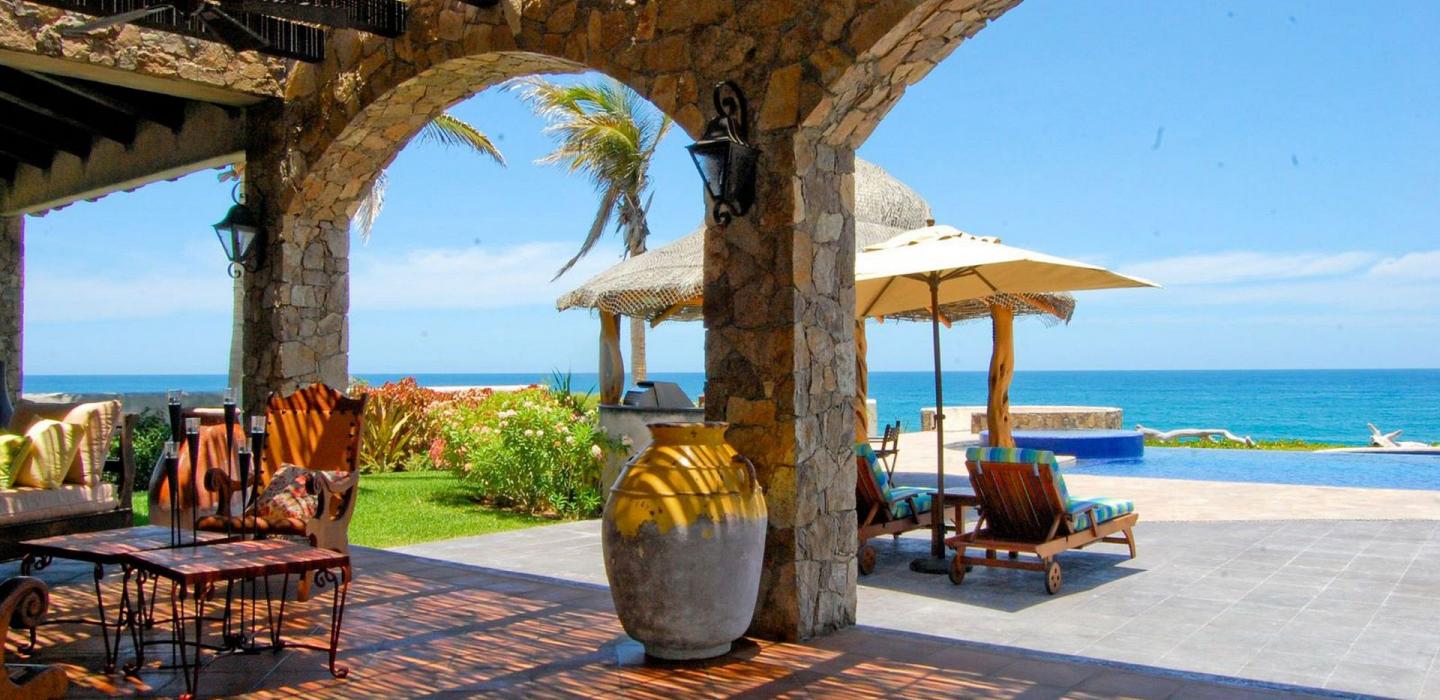 Cab025 - Splendid luxury sea front villa in Los Cabos