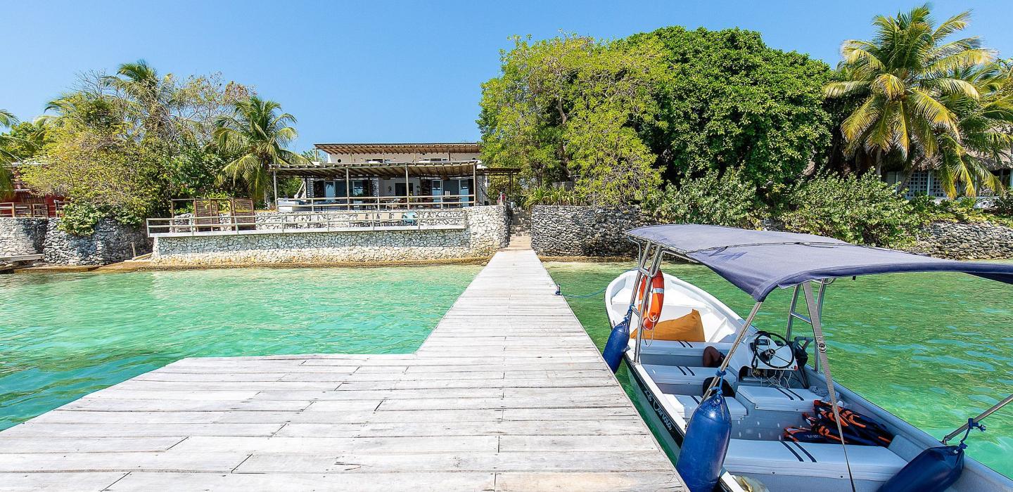 Car055 - Hermosa casa de playa en Islas del Rosario