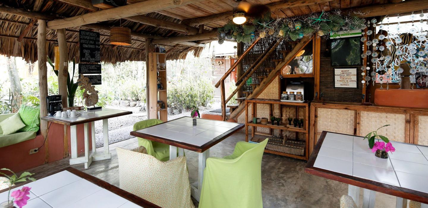 Car069 - Casa rústica de 5 dormitorios con piscina en Cartagena
