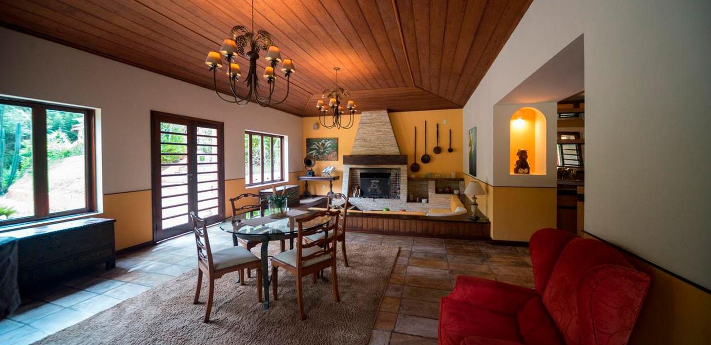 Ita004 - Hermosa casa en Itaipava para 24 personas