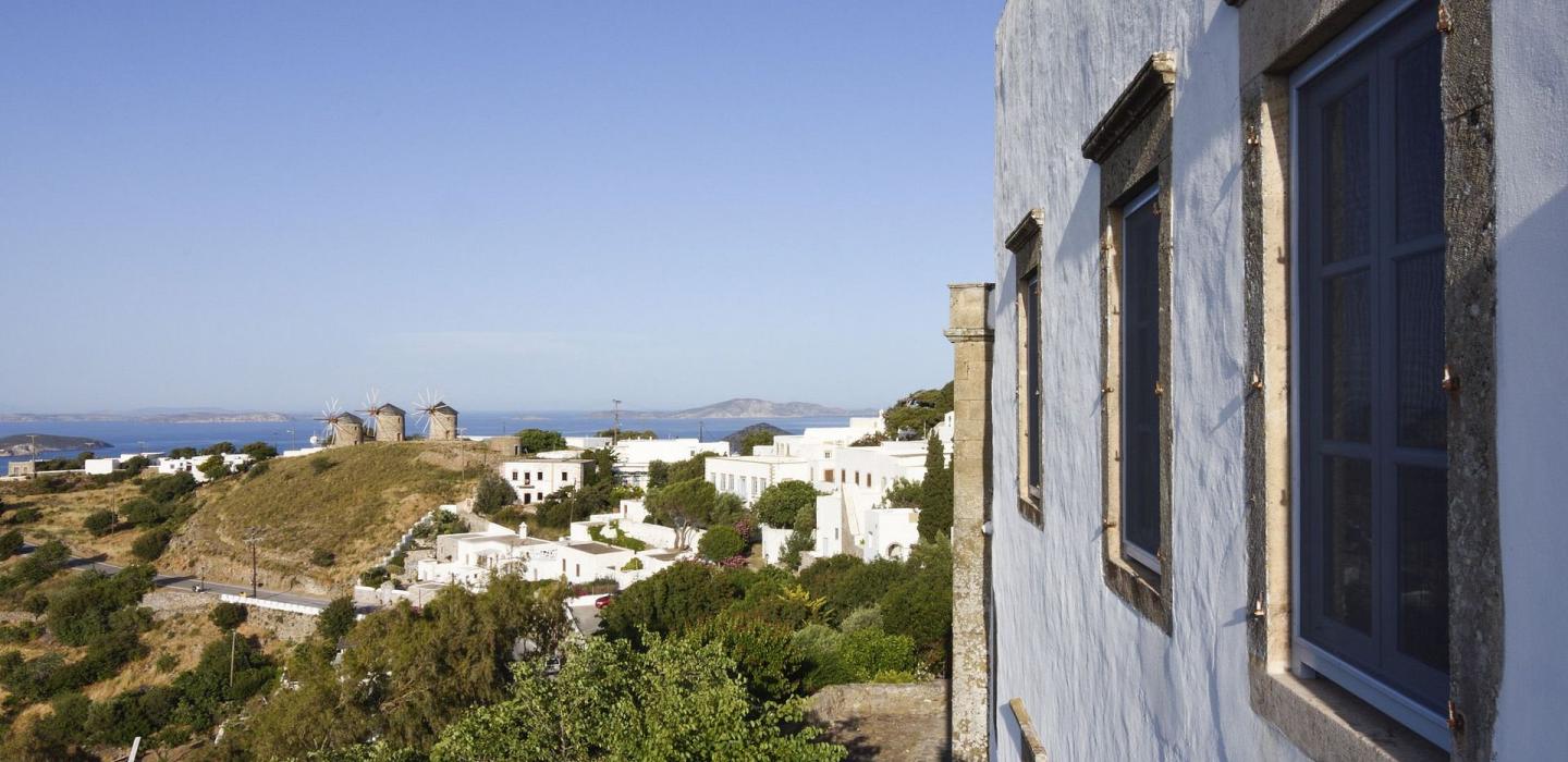 Cyc061 - Villa from an 18th-century estate in Patmos