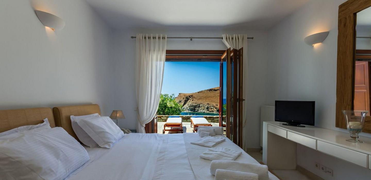 Cyc064 - Villa à Syros avec vue sur la mer Égée