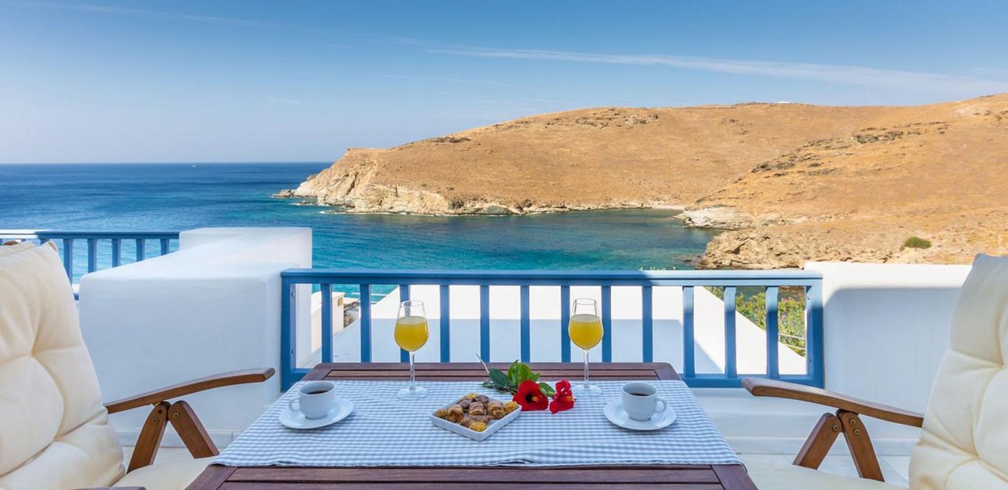 Cyc064 - Villa à Syros avec vue sur la mer Égée