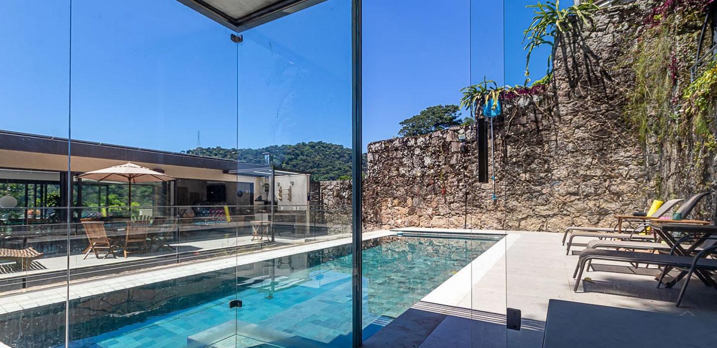 Rio057 - Fantástica villa com piscina no Jardim Botânico