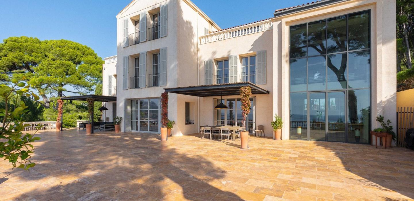 Azu004 - Prestigious Villa in Cassis