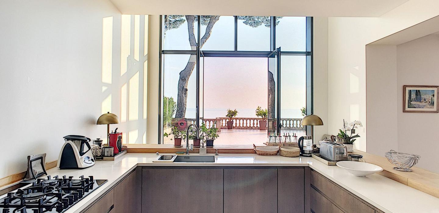 Azu004 - Prestigious Villa in Cassis