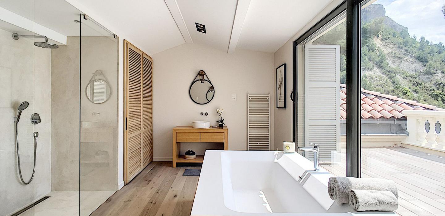 Azu004 - Prestigious Villa in Cassis