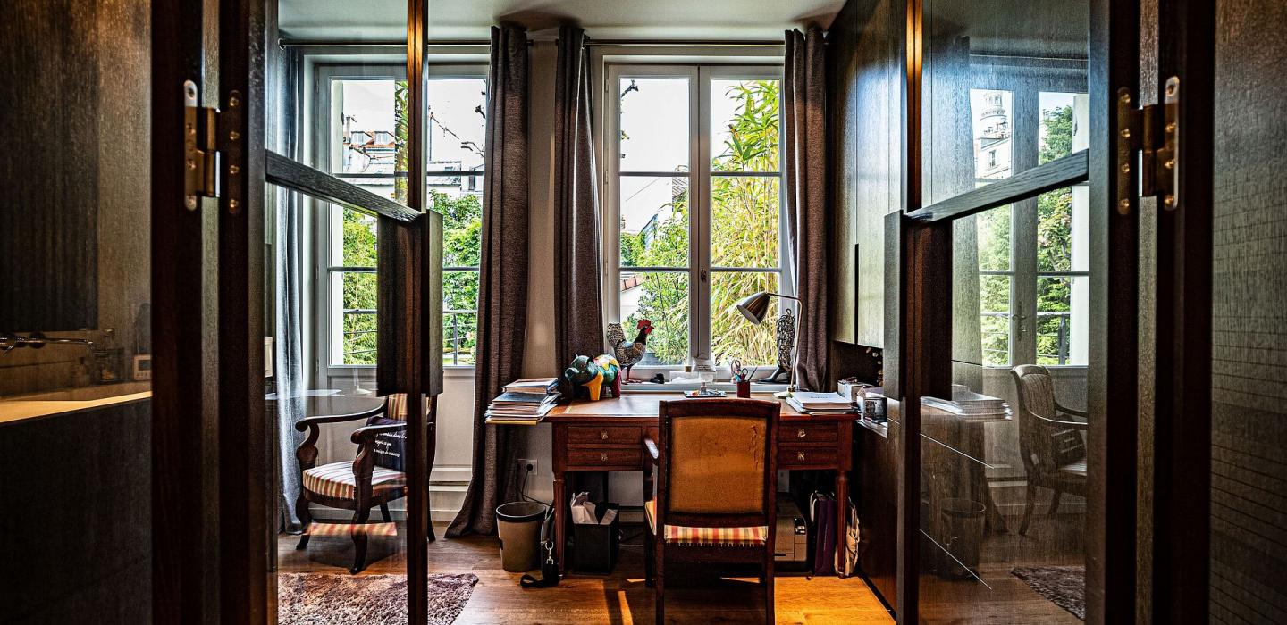 Par008 - Hermosa mansión secreta del siglo XVIII en París
