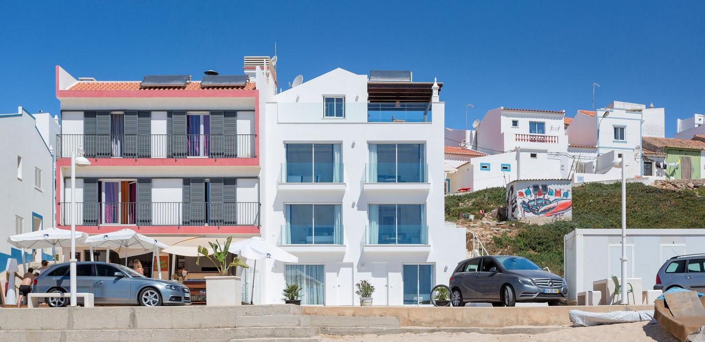 Alg006 - Casa à beira-mar, Salema, Algarve