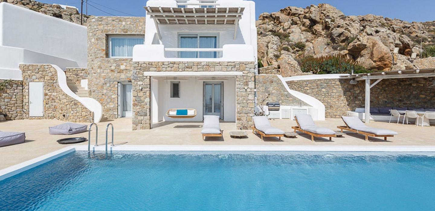 Cyc016 - Villa with outdoor Cinema, Mykonos