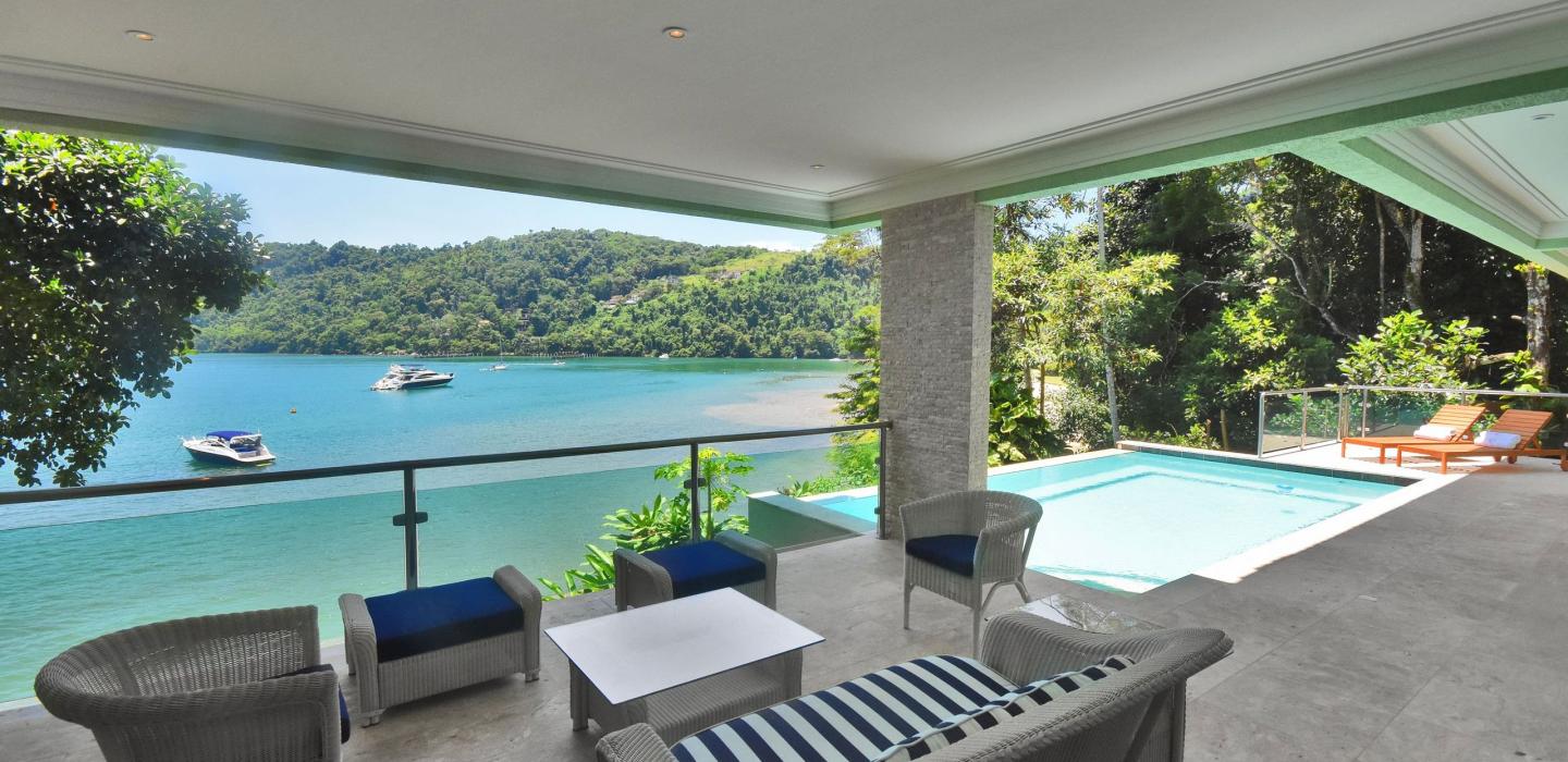 Ang013 - Villa front de mer à Angra