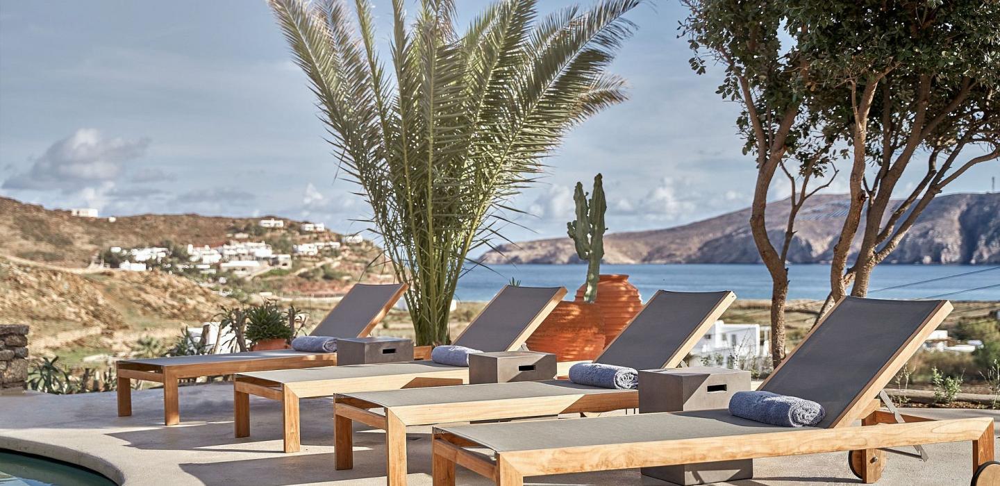 Cyc052 - Villa by Panormos Bay, Mykonos
