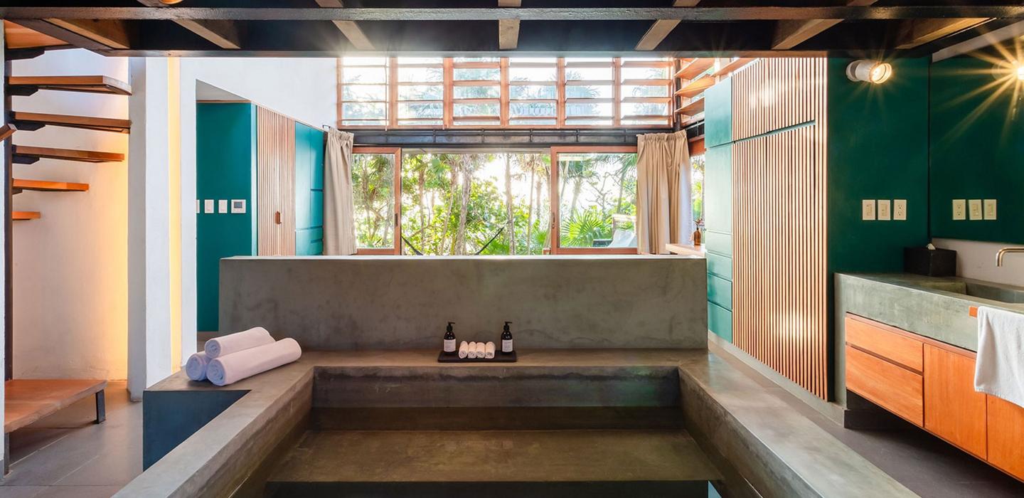 Tul010 - Fabulous Sea Front Villa in Tulum