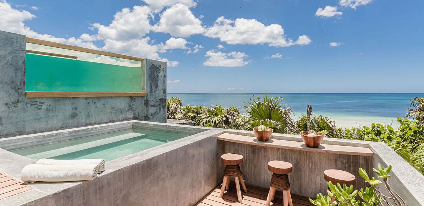 Tul010 - Fabulous Sea Front Villa in Tulum